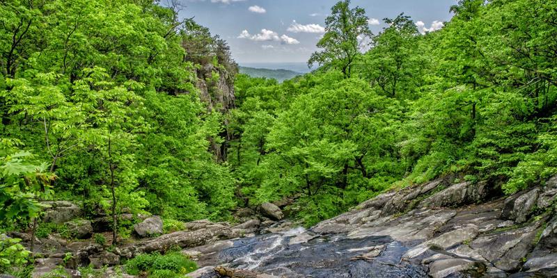 宜春明月山青云栈道徒步全攻略：本地人教你如何漫步云端，邂逅绝美云海与峰林奇观